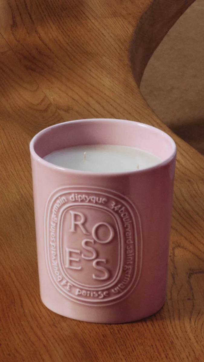 Roses - Large Candle - Image 4