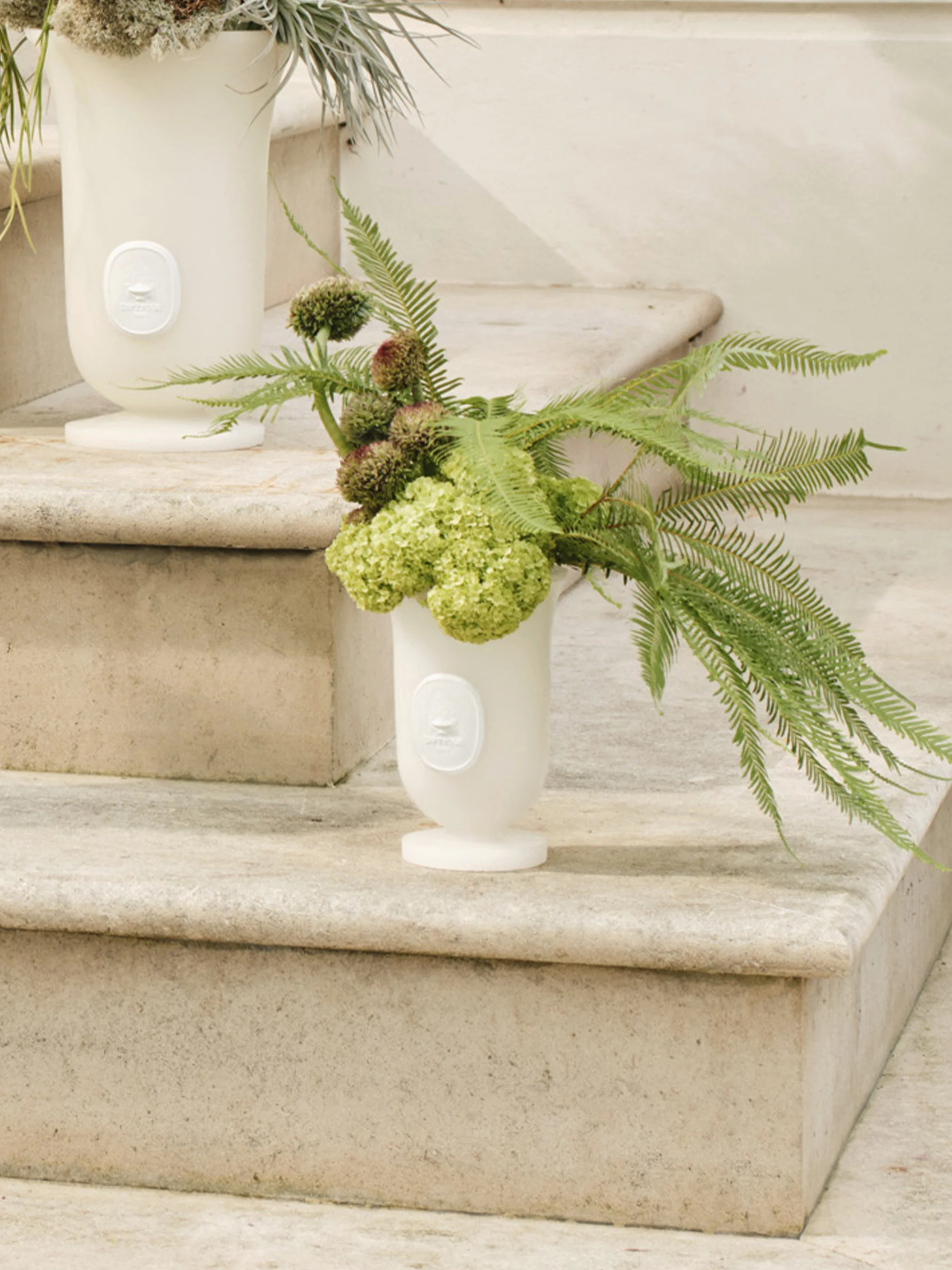 White Medicis vase - Small - Image 5